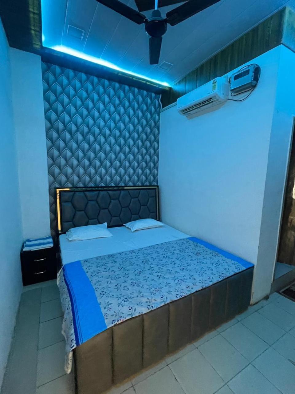 Hari Krishnam Residency Mathura Exterior foto