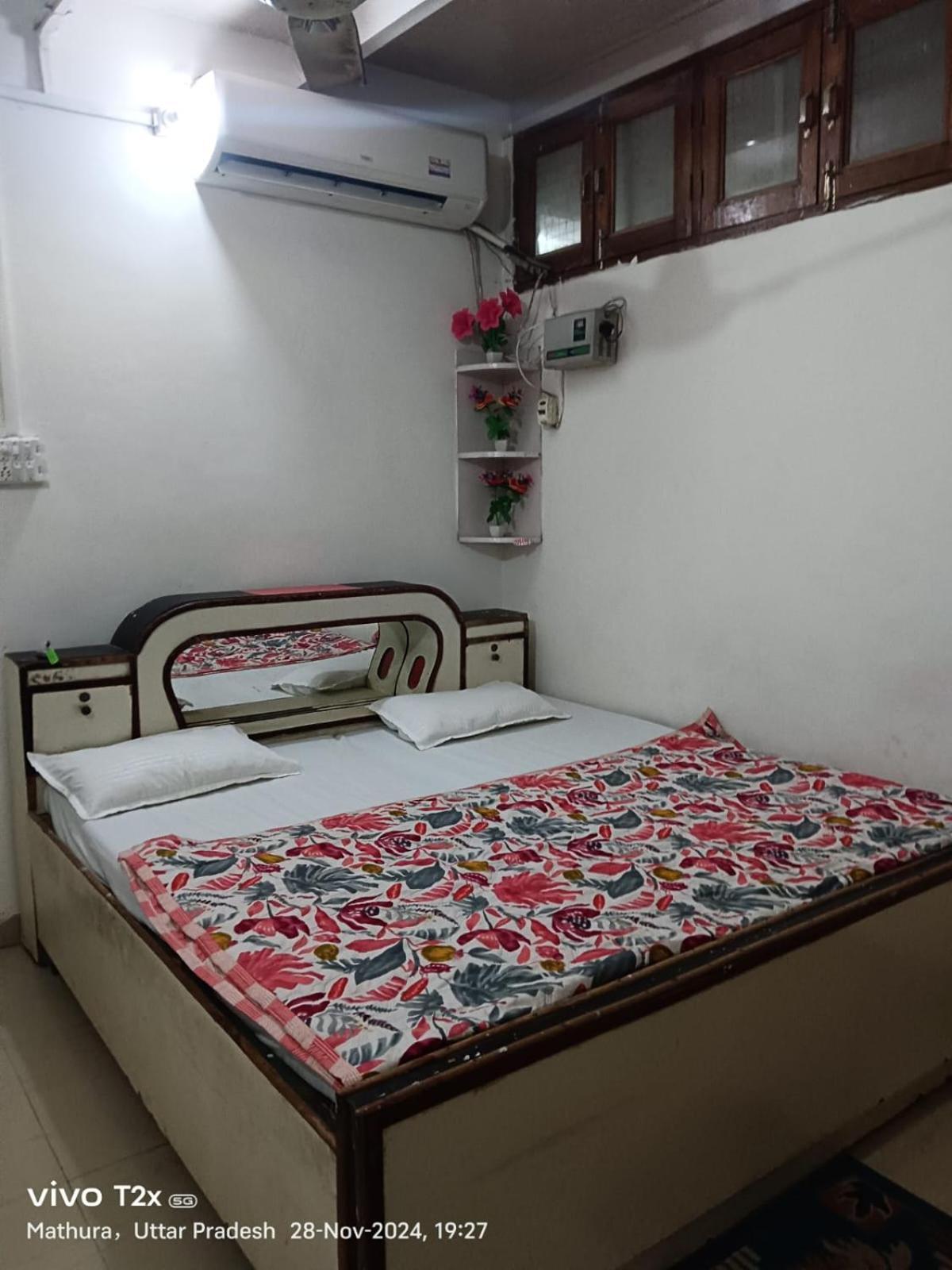 Hari Krishnam Residency Mathura Exterior foto
